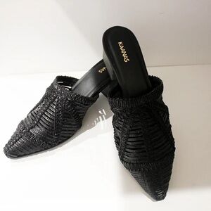 Kaanas Madagascar basketweave city slide in Black sz.6